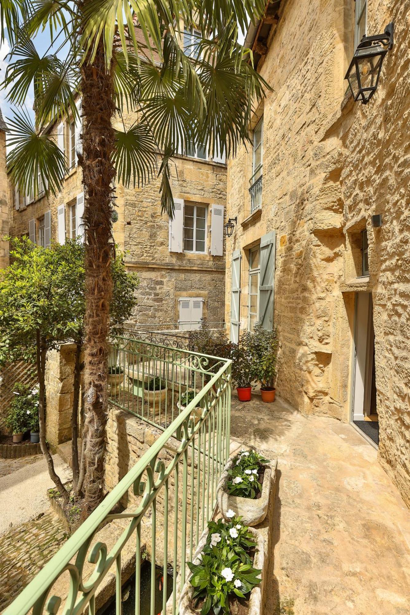 La Villa Des Consuls - Gite De Tourisme De Charme 萨尔拉拉卡内达 外观 照片